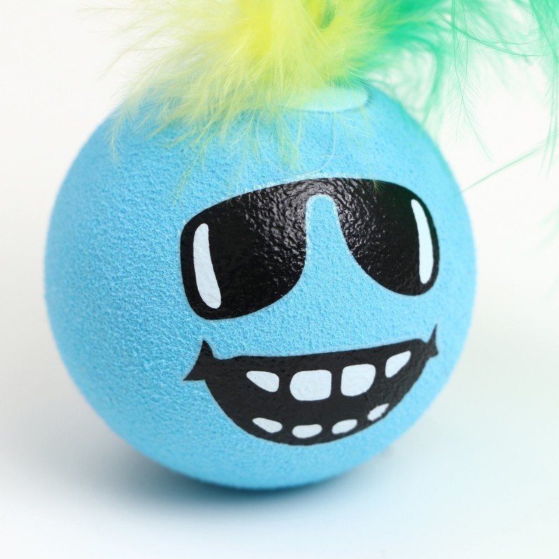 Шарик для кошек с перьями «Эмоции», 5 см, голубой.
