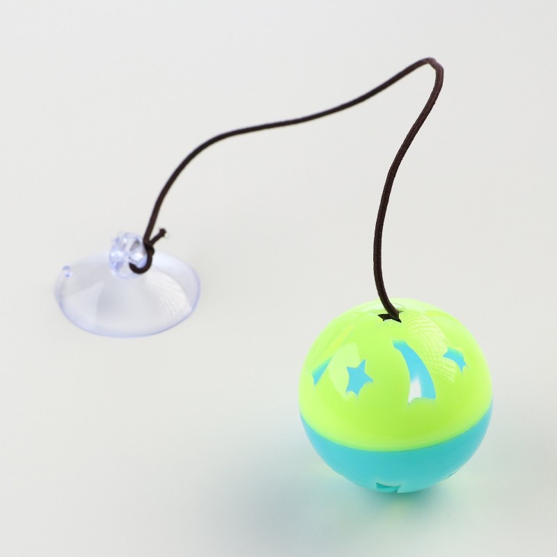 Шарик для кошек на присоске с бубенчиком «Не поймаешь», 4 см, микс цветов.