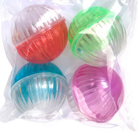 Homecat Игрушка Мячи для кошек, пластиковые разноцветные с колокольчиком, 4см